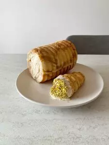 ベーカリーカフェクラウン 三鷹店（Bakery Cafe Crown【旧店名】ラ・クルシェット）