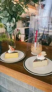 コンテナ（CONTAINER）