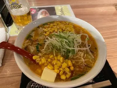 札幌味噌ラーメン専門店 けやき 新千歳空港店（札幌味噌拉麺専門店 けやき）