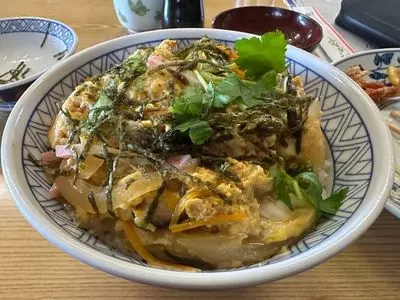 魚勝（うおかつ）