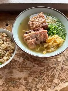 謝苅そば（じゃーがるそば）