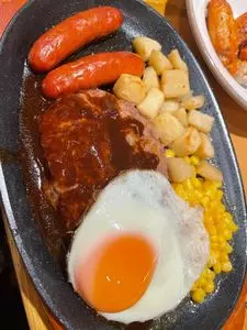 サイゼリヤ 三田慶大前店
