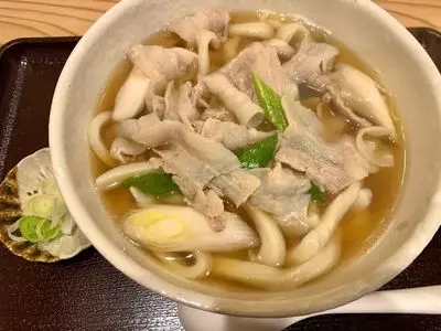 地粉手打うどん 哉（チカ）