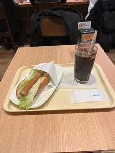 ドトールコーヒーショップ 新青山ビル店（DOUTOR）