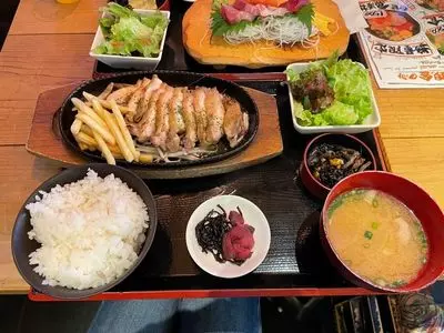 魚浜 六本木（UOHAMA）