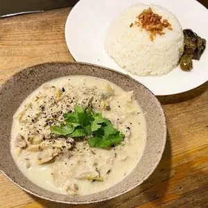 スパイスバル猫六（Spice BAR 猫六）