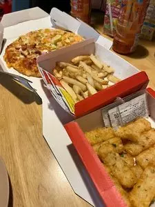 ピザーラ 天白店（PIZZA-LA）