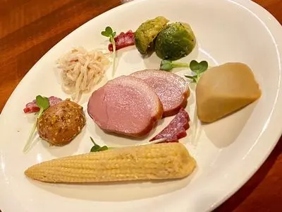 Dining bar Takuan（ダイニングバータクアン 沢庵）