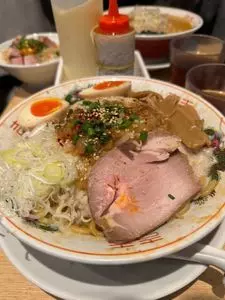 背脂ラーメン チャッチャ亭