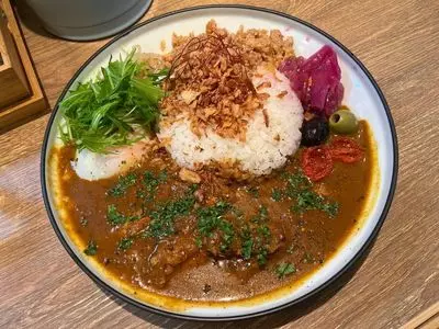 スパイスアンドチキン ハニカム（spice&chicken HONEYCOMB）
