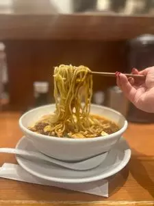 蝋燭屋 表参道ヒルズ店（SHIBIRE NOODLES 蝋燭屋）