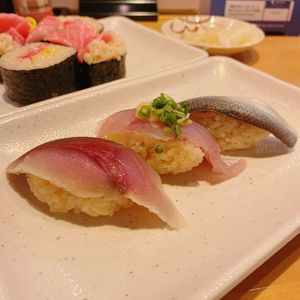 寿司まる辰 金山店 6枚目