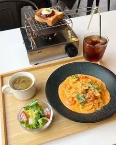 CafeBar Plusmet（カフェバー プラスメット）