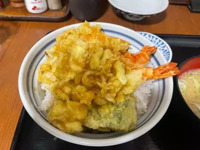 栄食堂