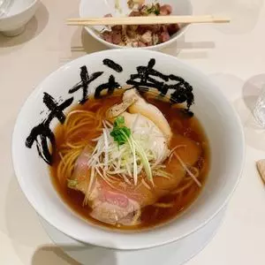 みな麺 なんばウォーク店