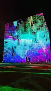 新港中央広場