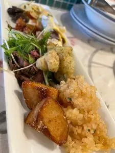 キャナリィ・ロウ 四日市店（Cannery Row）