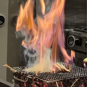 炉端焼き燻銀 金山店（イブシギン）
