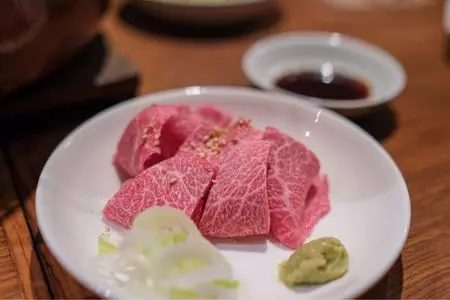 炭火焼肉 龍（リュウ）