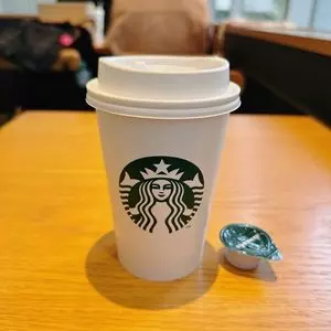 スターバックスコーヒー 小牧市中央図書館店（STARBUCKS COFFEE）
