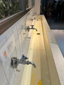 伊織松山店