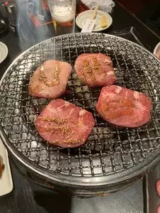 我や我や　しちりんダイニング（我や。我や　しちりんDINING）