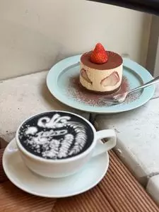 FUK COFFEE Parks（フック コーヒー パークス）