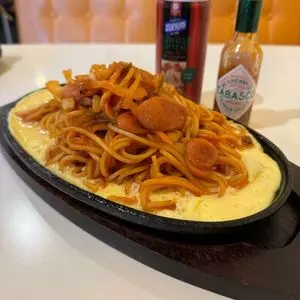 カフェ ド オレンジ（Cafe De ORANGE【旧店名】ビアリッツ）