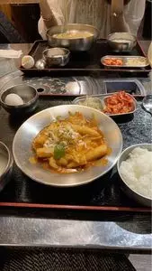 ボンボン食堂
