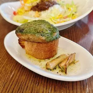 ラ・ピエドラ 栄店