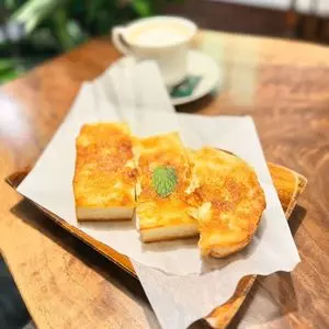 琥珀屋珈琲店（KOHAKUYA COFFEE）