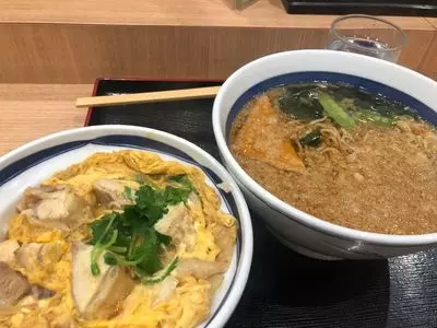 信州屋 新宿南口店