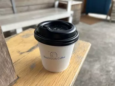 Blue DOOR Coffee 寺家町店（ブルードア コーヒー）