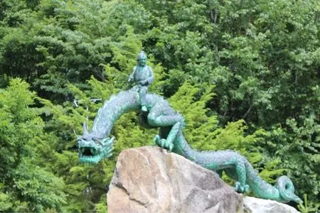 大町ダム