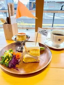 カムカムスワロー
