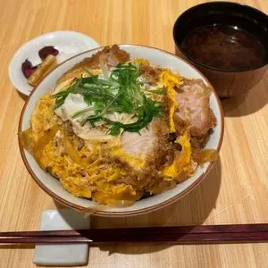とんかつ 寿々木
