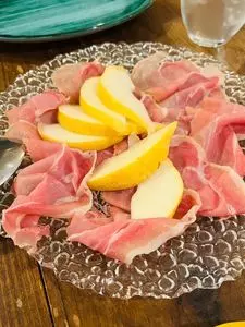 トラットリア ピッツェリア polipo（TRATTORIA-PIZZERIA polipo）