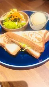 山小屋 1枚目