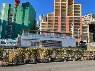 LAWSON 熱海サンビーチ（ローソン）