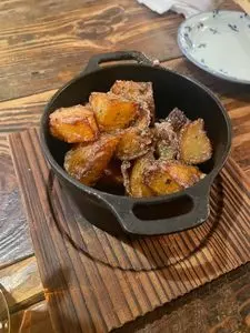 トミフク食堂