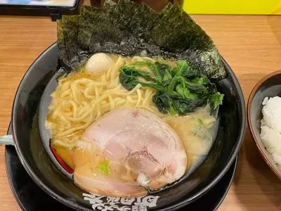 町田商店 三軒茶屋店