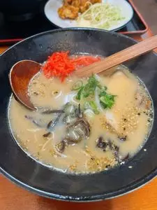 らーめんと餃子の店 尊鉢（ソンパチ）