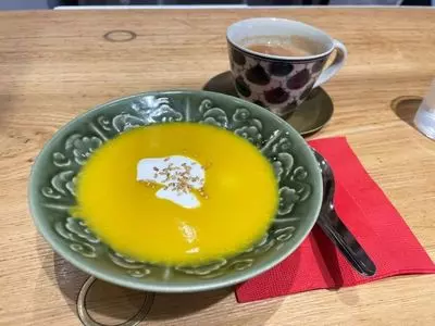 Chè 333（チェー・バーバーバー﻿﻿）