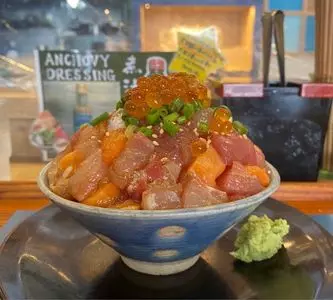 熱海銀座おさかな食堂（夜は、おさかな酒場）