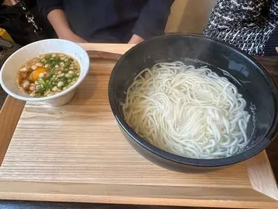 益うどん DEKETACHI 葉山（益うどん でけたち）