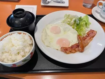 デニーズ 千歳船橋店（Denny's）
