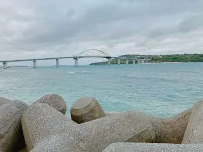 瀬底大橋