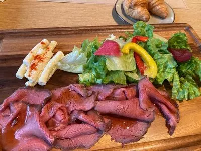 LUANA Hawaiian Cafe（ルアナ ハワイアンカフェ）