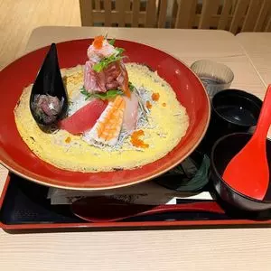 海鮮どんぶり本舗 力丸 ピオレ姫路おみやげ館店