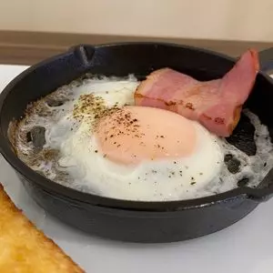 KITCHEN KONARI（キッチンコナリ）
